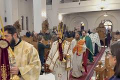 1_i-perifora-tis-eikonas-toy-agioy-vasileioy-me-eylaveia-giortastike-i-mnimi-toy-megaloy-ierarhi-ston-iero-nao-brahaminews-78