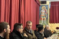 i-perifora-tis-eikonas-toy-agioy-vasileioy-me-eylaveia-giortastike-i-mnimi-toy-megaloy-ierarhi-ston-iero-nao-brahaminews-5