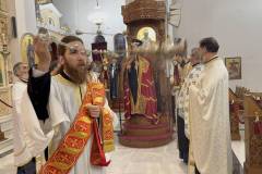 i-perifora-tis-eikonas-toy-agioy-vasileioy-me-eylaveia-giortastike-i-mnimi-toy-megaloy-ierarhi-ston-iero-nao-brahaminews-75