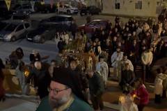 i-perifora-tis-eikonas-toy-agioy-vasileioy-me-eylaveia-giortastike-i-mnimi-toy-megaloy-ierarhi-ston-iero-nao-brahaminews115