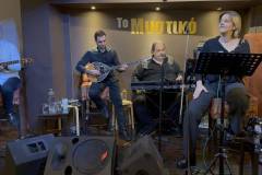 eklepsan-tis-entypwseis-oi-aitwloakarnanes-stin-kopi-tis-prwtohroniatikis-pitas-toy-syllogoy-toys-gemise-i-aithoysa-sto-mystiko-brahaminews-1