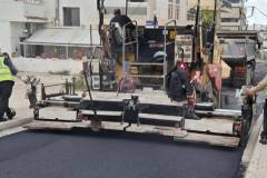 mamalakis-synehizontai-oi-asfaltostrwseis-sto-odiko-diktyo-toy-dimoy-agioy-dimitrioy-se-sygekrimena-simeia-tis-polis-brahaminews-1