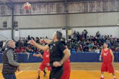 basket-allileggyis-sti-mnimi-toy-adikohamenoy-nikoy-peteinari-metaxi-6oy-kai-3oy-dimotikoy-sholeioy-nikites-anadeihtikan-kai-oi-dyo-stin-anthrwpia-to-reportaz-brahaminews1-36