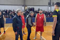 basket-allileggyis-sti-mnimi-toy-adikohamenoy-nikoy-peteinari-metaxi-6oy-kai-3oy-dimotikoy-sholeioy-nikites-anadeihtikan-kai-oi-dyo-stin-anthrwpia-to-reportaz-brahaminews1-40