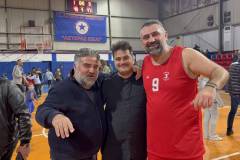 basket-allileggyis-sti-mnimi-toy-adikohamenoy-nikoy-peteinari-metaxi-6oy-kai-3oy-dimotikoy-sholeioy-nikites-anadeihtikan-kai-oi-dyo-stin-anthrwpia-to-reportaz-brahaminews1-9