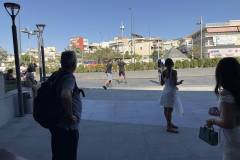 mpoynies-klwtsies-kai-agrio-xylo-sto-athens-metro-mall-symploki-metaxy-nearwn-brahaminews-2