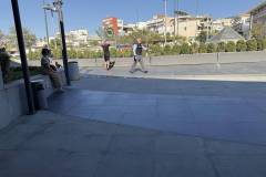 mpoynies-klwtsies-kai-agrio-xylo-sto-athens-metro-mall-symploki-metaxy-nearwn-brahaminews-4