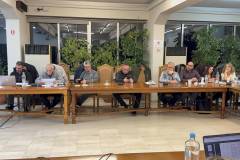 mamalakis-porisma-kolafos-i-apantisi-tis-androytsoy-oi-anakoinwseis-kai-oi-topothetiseis-brahaminews-1