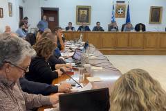 diaparataxiaki-synedriasi-proteine-o-stelios-mamalakis-gia-ti-metafortwsiaporrimmatwn-ston-asyrmato-i-topothetisi-toy-syllogoy-asyrmatoy-brahaminews-4