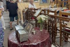 simera-pempti-27-aygoystoy-2026-i-koryfwsi-tis-eortis-toy-agioy-fanoyrioy-i-perifora-tis-eikonas-brahaminews-11