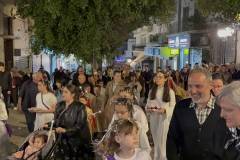 se-atmosfaira-vathias-thriskeytikis-katanyxis-pragmatopoiithike-i-perifora-toy-epitafioy-ston-agio-dimitrio-me-to-fako-toy-Brahaminews.gr-fwtografies-kai-video-brahaminews-41