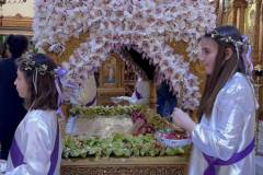 se-atmosfaira-vathias-thriskeytikis-katanyxis-pragmatopoiithike-i-perifora-toy-epitafioy-ston-agio-dimitrio-me-to-fako-toy-Brahaminews.gr-fwtografies-kai-video-brahaminews-50