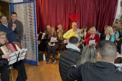 i-timitiki-tis-gynaikas-stin-ethelontiki-drasi-i-giorti-kai-ta-tragoydia-brahaminews-26