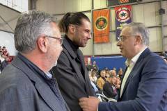 o-agios-dimitrios-timise-to-diko-toy-paidi-giwrgo-printezi-dinontas-to-onoma-toy-sto-kleisto-tis-polis-oi-dilwseis-brahaminews-13.jpg