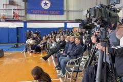o-agios-dimitrios-timise-to-diko-toy-paidi-giwrgo-printezi-dinontas-to-onoma-toy-sto-kleisto-tis-polis-oi-dilwseis-brahaminews-17.jpg