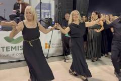 kosmoplimmyra-sto-glenti-toy-syllogoy-kritwn-agioy-dimitioy-perissotera-apo-3.000-atoma-gemisan-to-hwro-toy-dimotikoy-stadioy-brahaminews-232