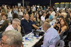 kosmoplimmyra-sto-glenti-toy-syllogoy-kritwn-agioy-dimitioy-perissotera-apo-3.000-atoma-gemisan-to-hwro-toy-dimotikoy-stadioy-brahaminews-522