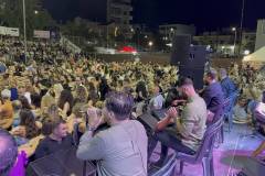 kosmoplimmyra-sto-glenti-toy-syllogoy-kritwn-agioy-dimitioy-perissotera-apo-3.000-atoma-gemisan-to-hwro-toy-dimotikoy-stadioy-brahaminews-712