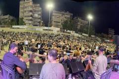 kosmoplimmyra-sto-glenti-toy-syllogoy-kritwn-agioy-dimitioy-perissotera-apo-3.000-atoma-gemisan-to-hwro-toy-dimotikoy-stadioy-brahaminews-772