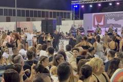kosmoplimmyra-sto-glenti-toy-syllogoy-kritwn-agioy-dimitioy-perissotera-apo-3.000-atoma-gemisan-to-hwro-toy-dimotikoy-stadioy-brahaminews-792