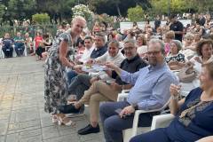 i-anaviwsi-toy-ethimoy-toy-klidona-apo-to-syllogo-anthewn-plimmyrise-apo-kosmo-i-plateia-panagoyli-kefi-horos-moysiki-pantoy-brahaminews-27