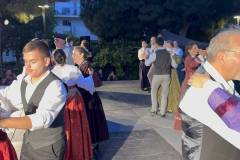 i-anaviwsi-toy-ethimoy-toy-klidona-apo-to-syllogo-anthewn-plimmyrise-apo-kosmo-i-plateia-panagoyli-kefi-horos-moysiki-pantoy-brahaminews-41