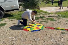 kathara-deytera-sto-parko-asyrmatoy-plithos-kosmoy-stin-paradisiaki-ekdulwsi-gia-ta-koyloyma-brahaminews-25