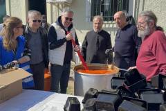 kathara-deytera-sto-parko-asyrmatoy-plithos-kosmoy-stin-paradisiaki-ekdulwsi-gia-ta-koyloyma-brahaminews-6