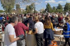 kathara-deytera-sto-parko-asyrmatoy-plithos-kosmoy-stin-paradisiaki-ekdulwsi-gia-ta-koyloyma-brahaminews-3