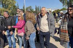 kathara-deytera-sto-parko-asyrmatoy-plithos-kosmoy-stin-paradisiaki-ekdulwsi-gia-ta-koyloyma-brahaminews-11