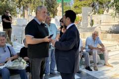 to-ystato-haire-sto-marko-vazaio-plithos-kosmoy-stin-khdeia-toy-brahaminews-17