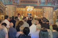 to-ystato-haire-sto-marko-vazaio-plithos-kosmoy-stin-khdeia-toy-brahaminews-19