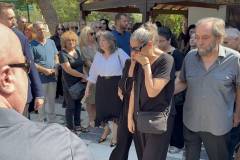 to-ystato-haire-sto-marko-vazaio-plithos-kosmoy-stin-khdeia-toy-brahaminews-32