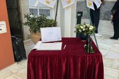 to-ystato-haire-sto-marko-vazaio-plithos-kosmoy-stin-khdeia-toy-brahaminews-4