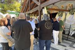 to-ystato-haire-sto-marko-vazaio-plithos-kosmoy-stin-khdeia-toy-brahaminews-7