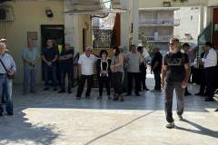 to-ystato-haire-sto-marko-vazaio-plithos-kosmoy-stin-khdeia-toy-brahaminews-9