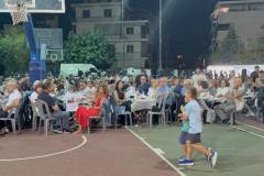 to-petyhimeno-glenti-twn-arkadwn-antapokrithike-o-kosmos-sto-kalesma-brahaminews-13