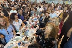 to-petyhimeno-glenti-twn-arkadwn-antapokrithike-o-kosmos-sto-kalesma-brahaminews-20
