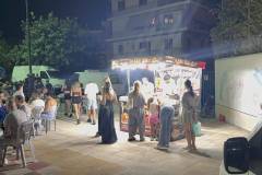 to-petyhimeno-glenti-twn-arkadwn-antapokrithike-o-kosmos-sto-kalesma-brahaminews-26