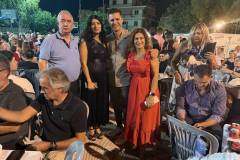 to-petyhimeno-glenti-twn-arkadwn-antapokrithike-o-kosmos-sto-kalesma-brahaminews-38