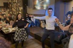 eklepsan-tis-entypwseis-oi-aitwloakarnanes-stin-kopi-tis-prwtohroniatikis-pitas-toy-syllogoy-toys-gemise-i-aithoysa-sto-mystiko-brahaminews-16