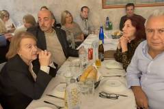 i-episimi-paroysiasi-toy-tragoydioy-tis-anty-iwannoy-se-mia-vradia-gnwstoi-kai-filoi-edwsan-to-parwn-brahaminews-15