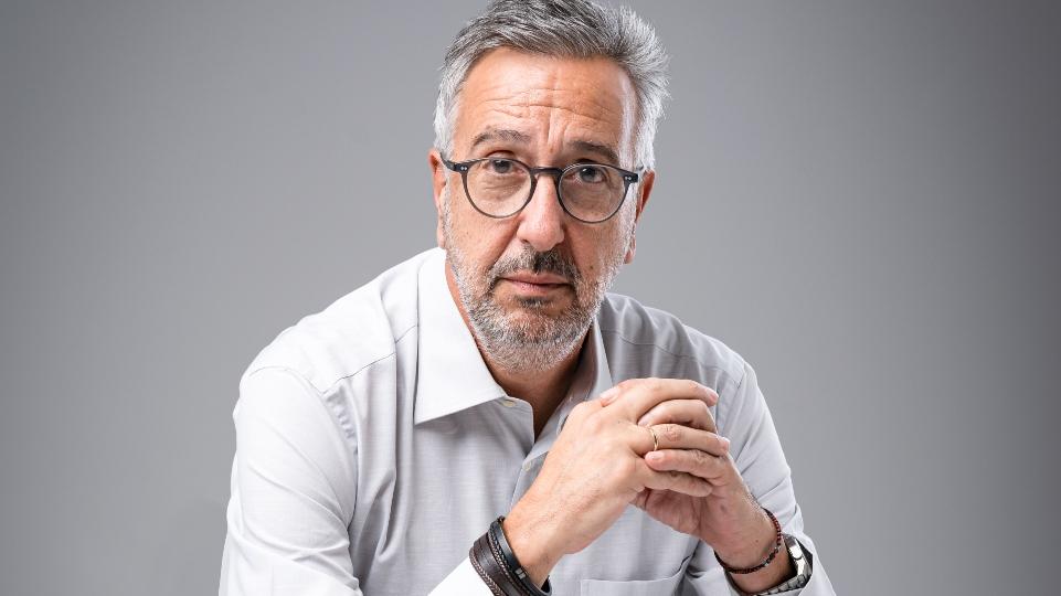 Μαμαλάκης: "Δρομολογούμε δημιουργία κεντρικής πλατείας και τη διαπλάτυνση της Αγίου Δημητρίου". Η συνέντευξη του δημάρχου στο ΑΠΕ - ΜΠΕ