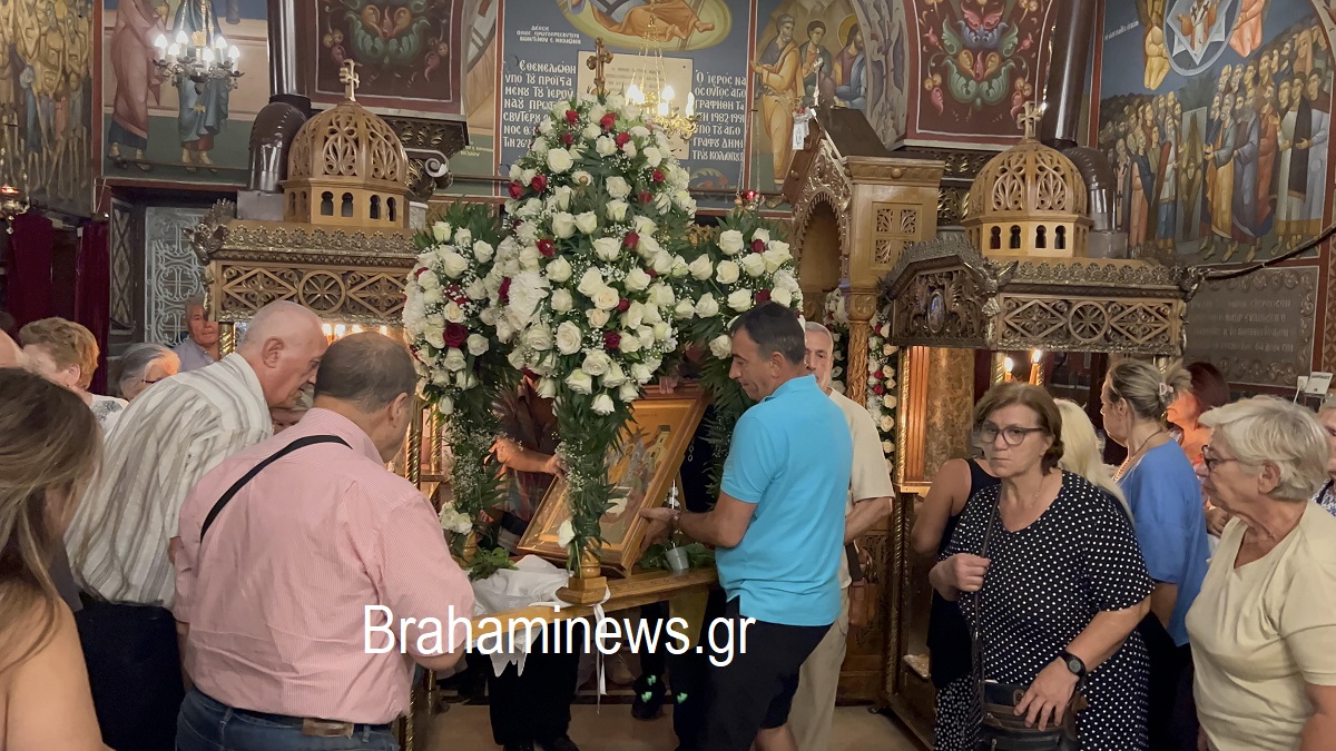 agios-dimitrios-me-megali-lamprotita-giortastike-i-koiisi-tis-theotokoy-ston-iero-nao-panagitsa-brahaminews.gr20.jpg