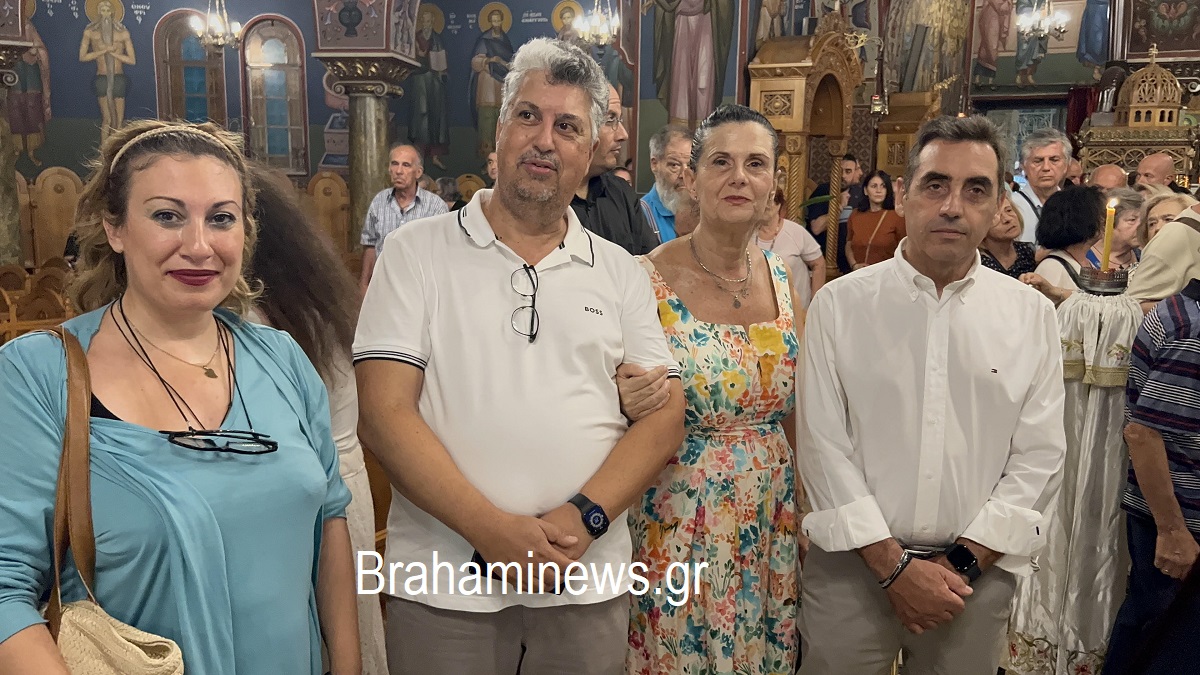 agios-dimitrios-me-megali-lamprotita-giortastike-i-koiisi-tis-theotokoy-ston-iero-nao-panagitsa-brahaminews.gr22.jpg