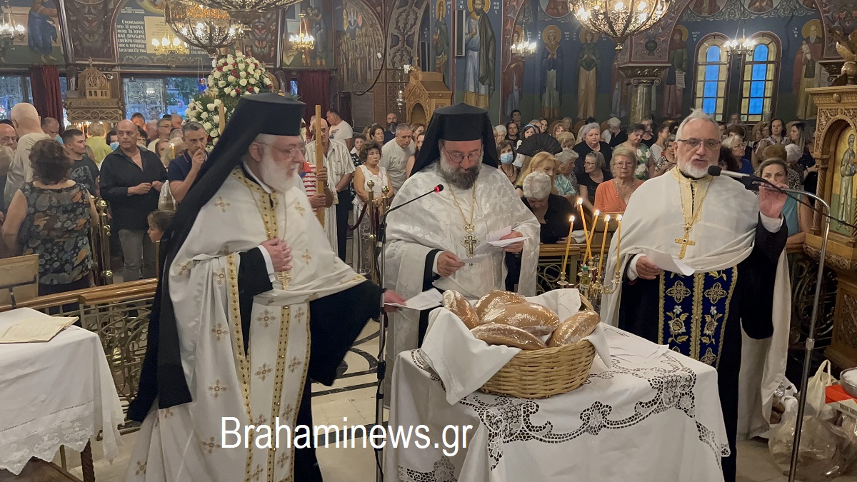 agios-dimitrios-me-megali-lamprotita-giortastike-i-koiisi-tis-theotokoy-ston-iero-nao-panagitsa-brahaminews.gr4_.jpg