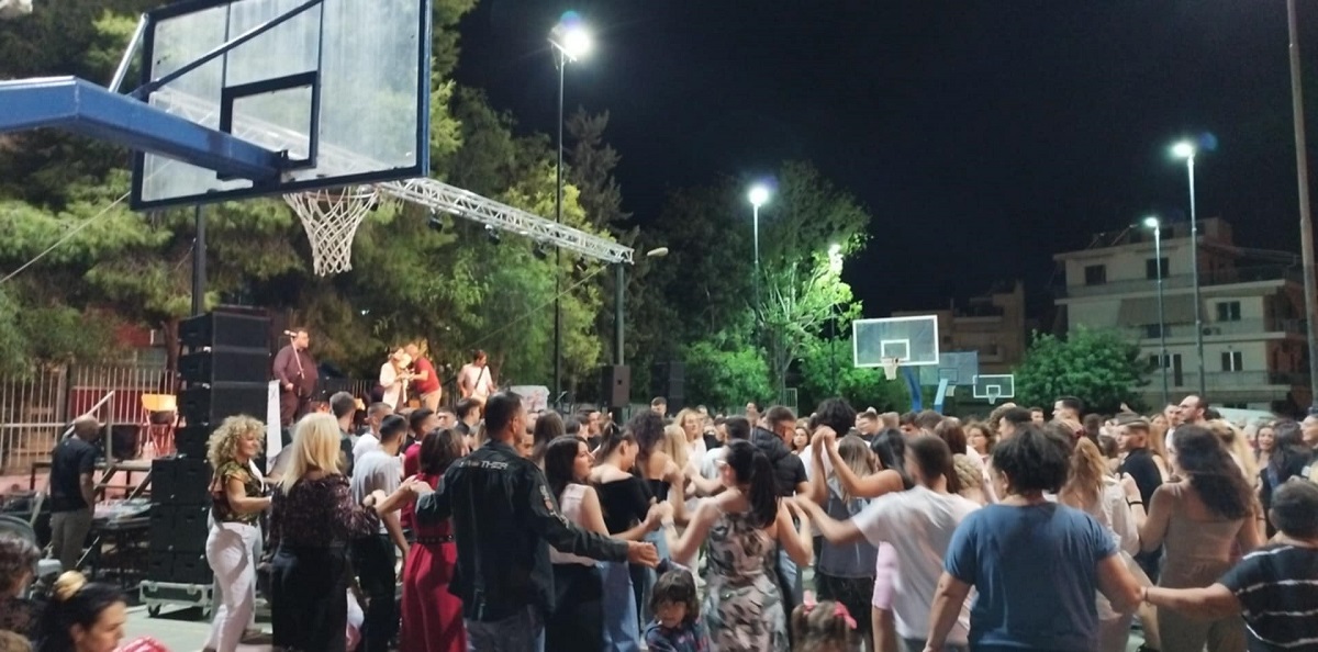 i-neolaia-eklepse-tis-entypwseis-sto-glenti-twn-arkadwn-katamesto-to-6o-dimotiko-sholeio-agioy-dimitrioy-brahaminews.gr10.jpg
