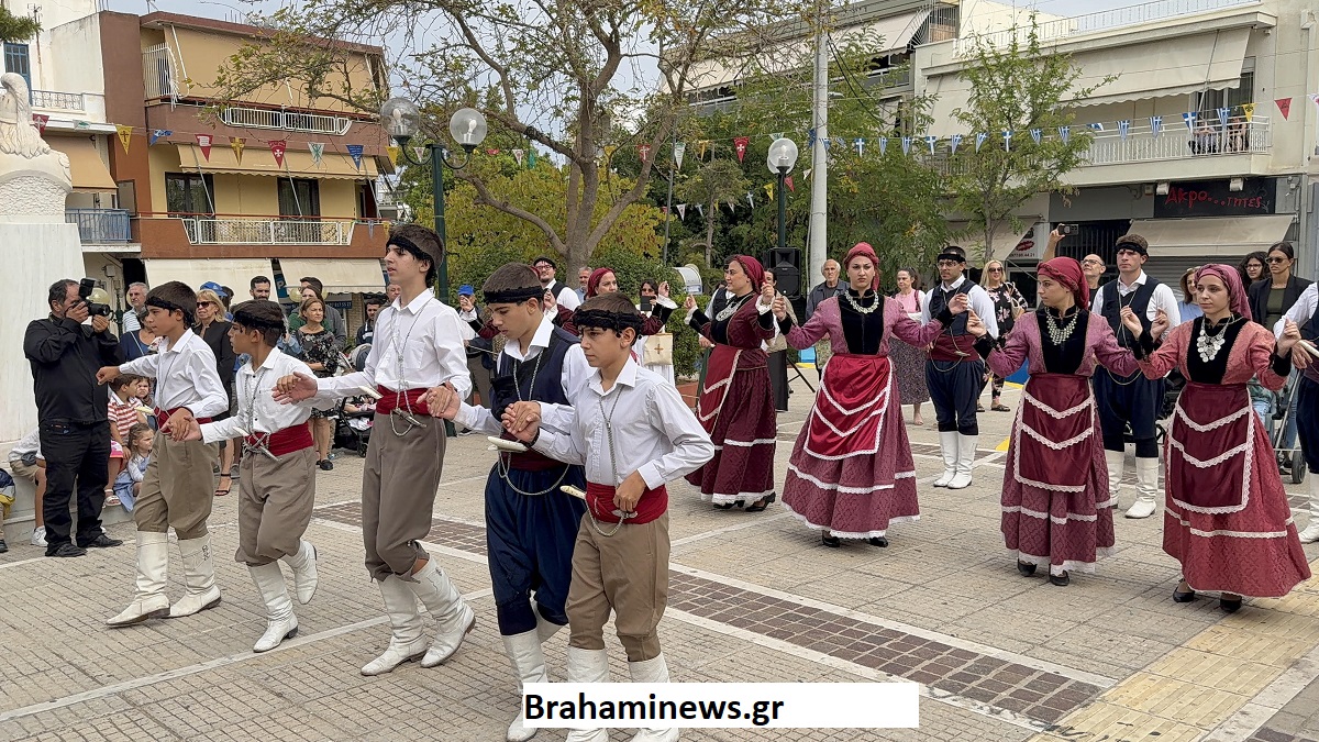 o-arhiepiskopos-kritis-eygenios-ston-agio-dimitrio-xekinisan-me-lamprotita-ta-dimitria-2025-brahaminews15.jpg 