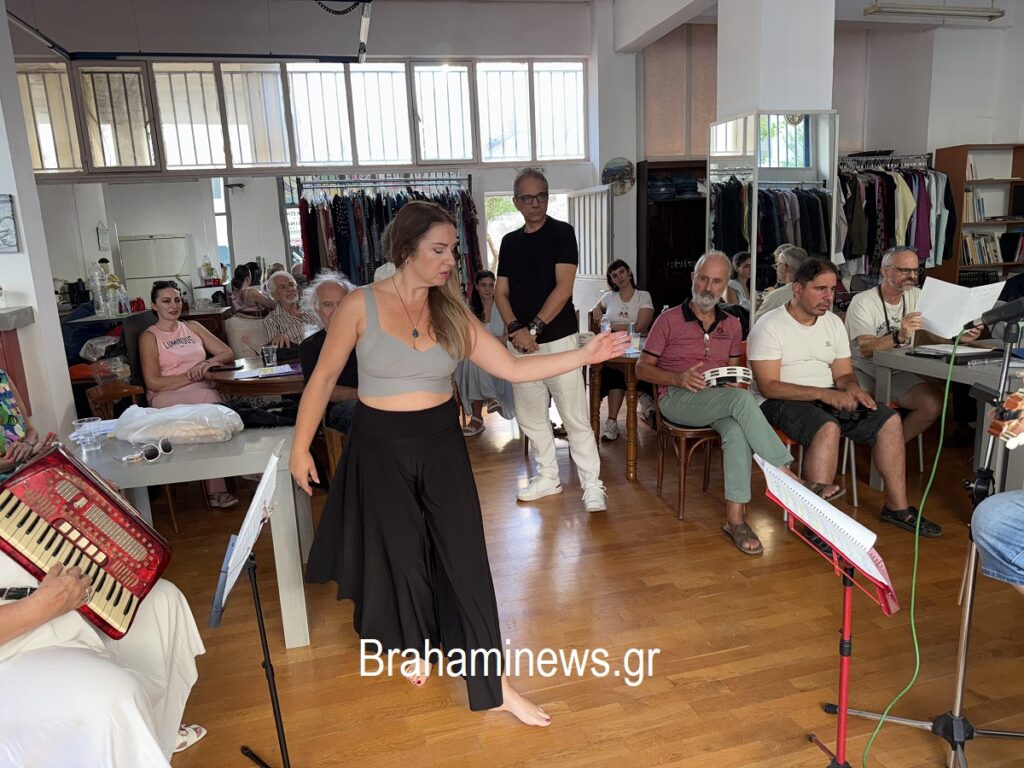spoydaia-theatriki-parastasi-sto-megaro-moysikis-syndiorganwnoyn-i-ethelontiki-drasi-agioy-dimitrioykai-to-moysiko-sygrotima-palio-refren-oi-leptomereies-brahaminews.gr-2.jpg