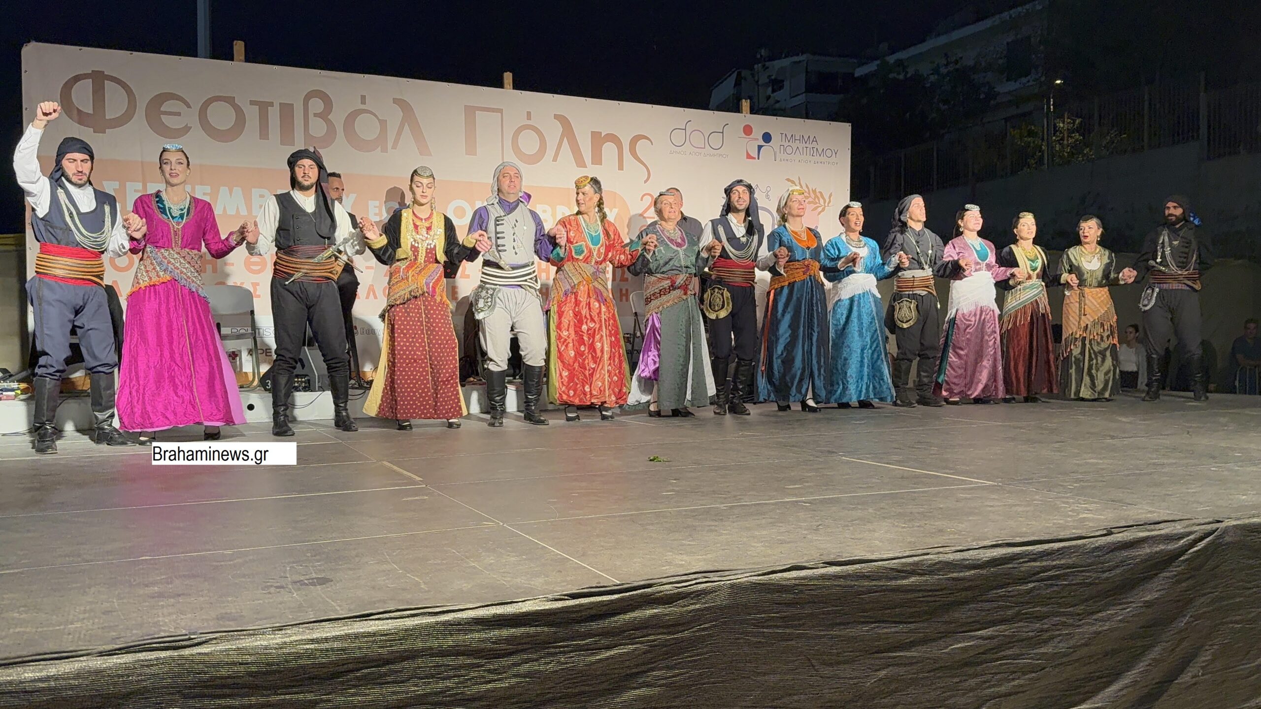 to-diimero-tis-ellinikis-paradosis-apogeiwse-to-festival-polis-2025-me-ti-symmetohi-ethnotopikwn-kai-politistikwn-syllogwn-brahaminews.gr32-scaled.jpg 